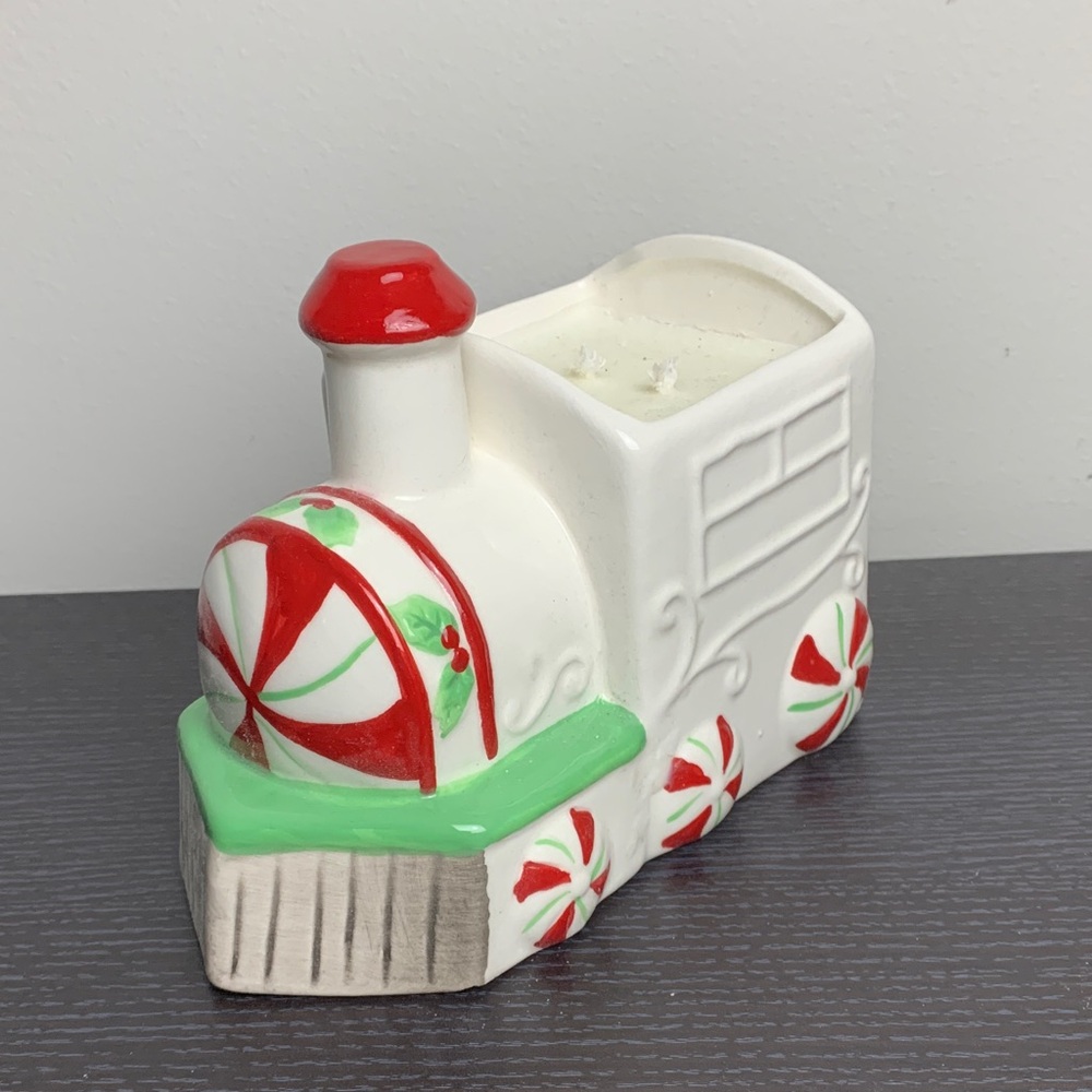 DW Home Festive Train Candle Holder - Red, Green, White